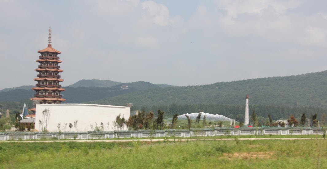 Pyongyang Folklore Park , North Korea